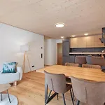 Albzeit Naturholzapartments Διαμέρισμα *